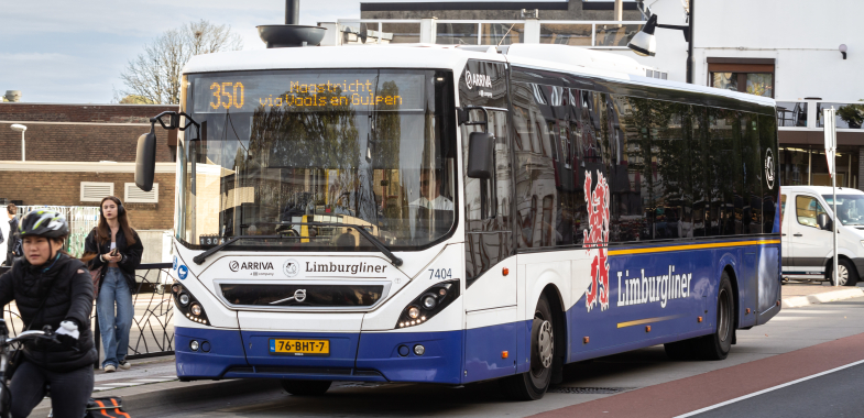Bus Limburg vrouw