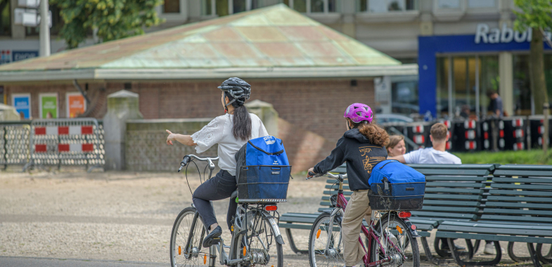 Fietsen Den Haag helm