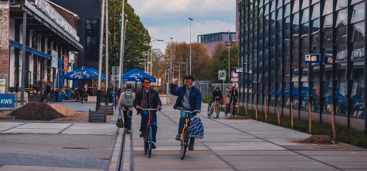 Fietsers in de binnenstad van Tilburg