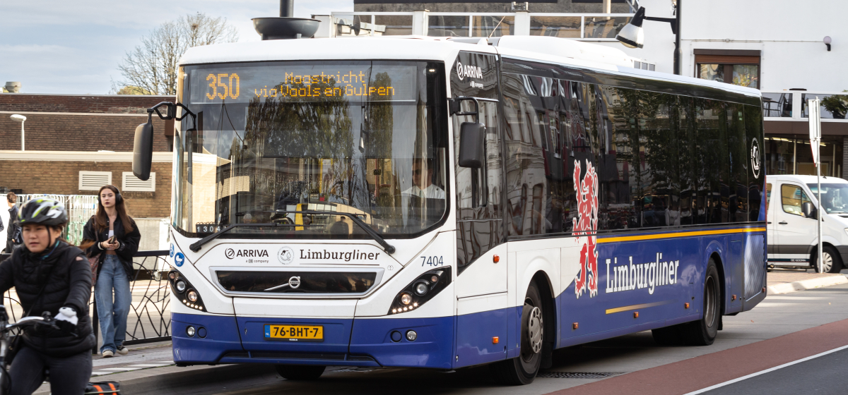 Bus Limburg vrouw