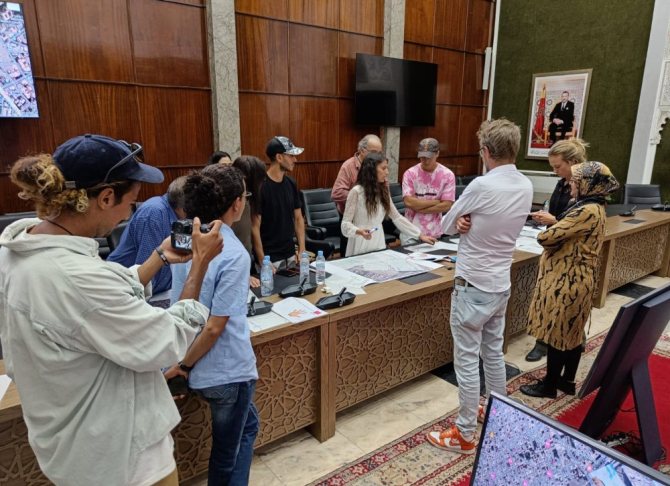 Goudappel geeft advies in Marrakech