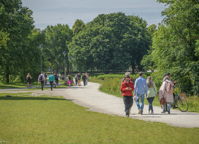 voetganger 4 - Den Haag.jpg