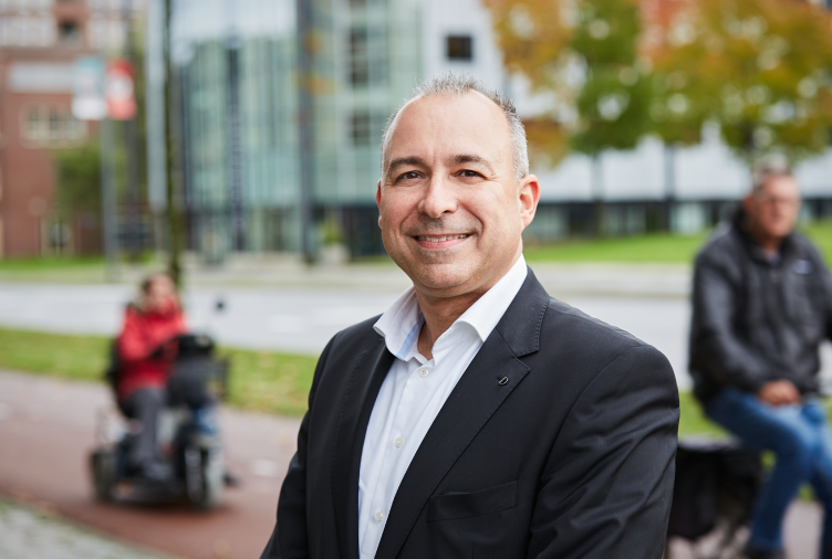 Robert Glebbeek_website.png